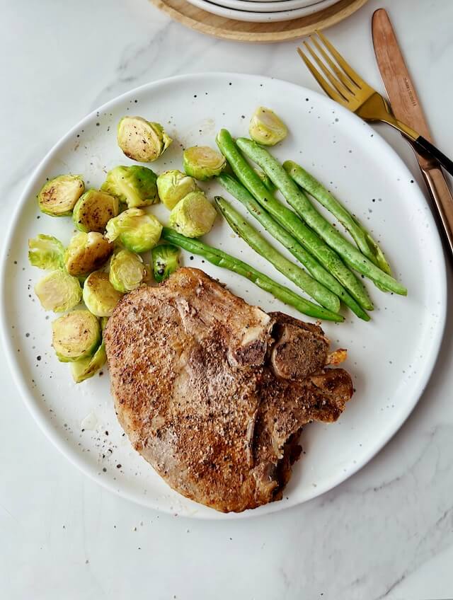 Easy pork chop in air fryer